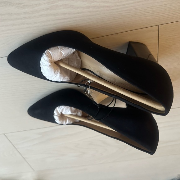 🚨CLEARANCE SALE🚨 “NEW” H&M BLACK PUMPS - Picture 5 of 9